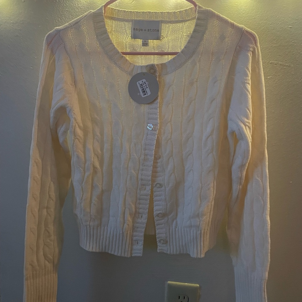 Women's Cable Knit Sweater